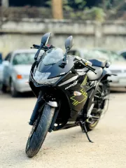 Suzuki GIXXER SF FI ABS